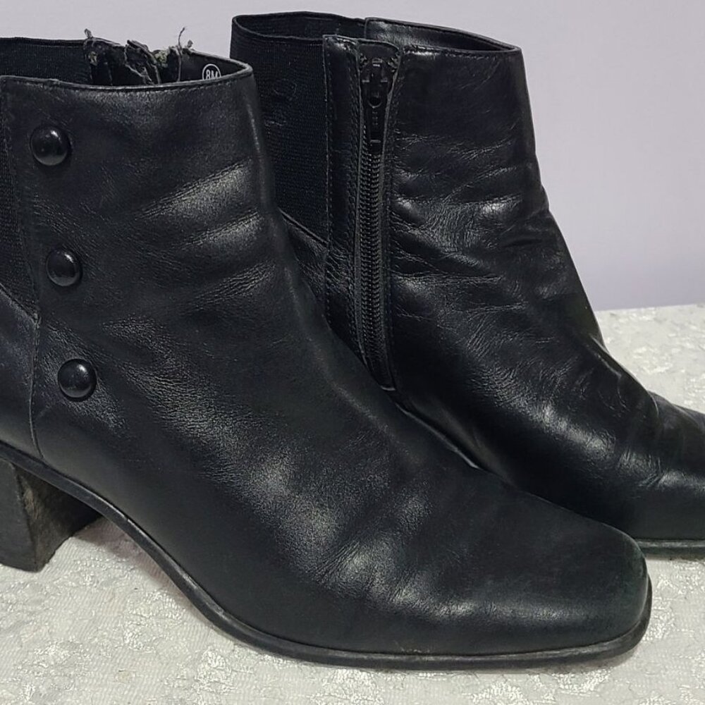 Nicole Ankle Button Boots